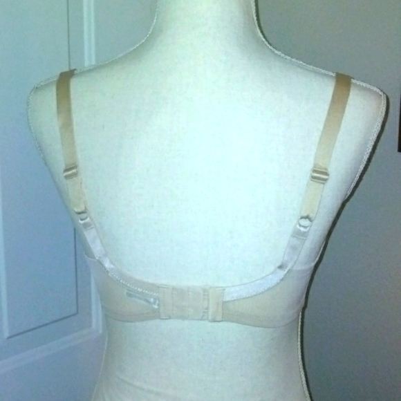 Wacoal 34D Nude Lace Bra PRISTINE - Picture 3 of 8